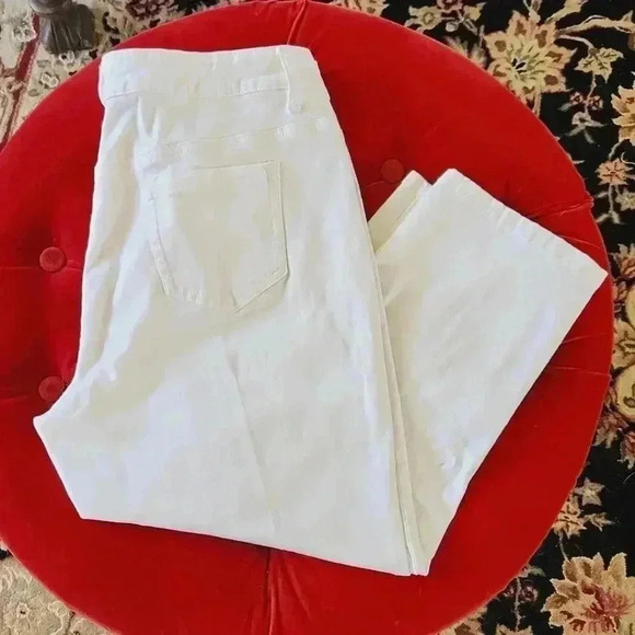Bandolino Capri Cropped Pants White sz 14 - Picture 1 of 7